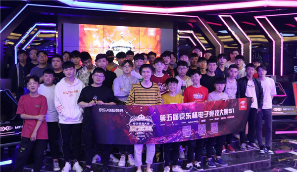 的两套标准 的两套标准