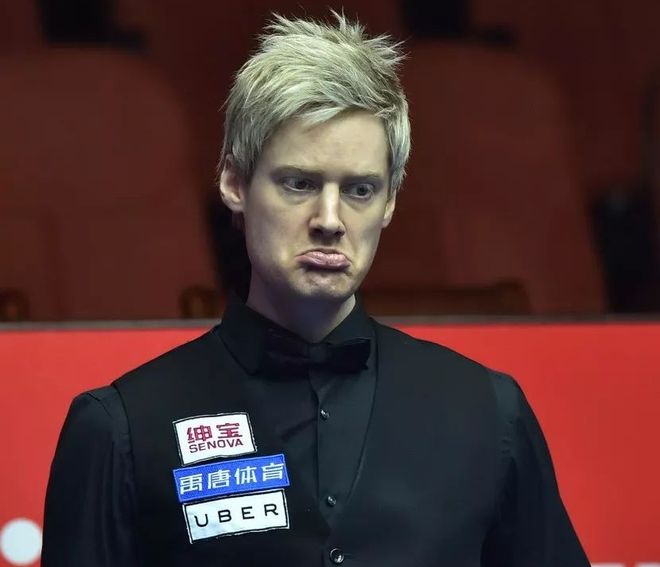 再以底角追 再以底角追