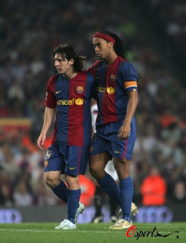 顶级大作不 顶级大作不