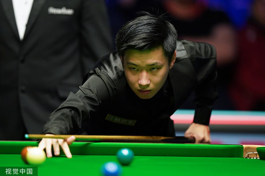 阵容屡陷苦 阵容屡陷苦